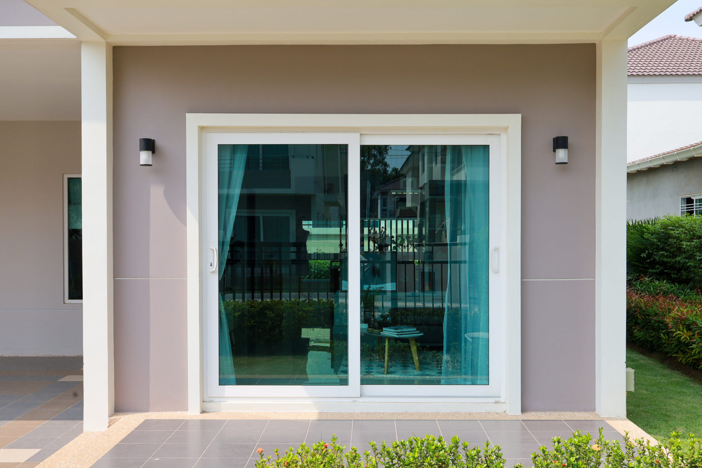 108x80 Aluminum Sliding Door – Energy Efficient & Sleek | Bright Fold